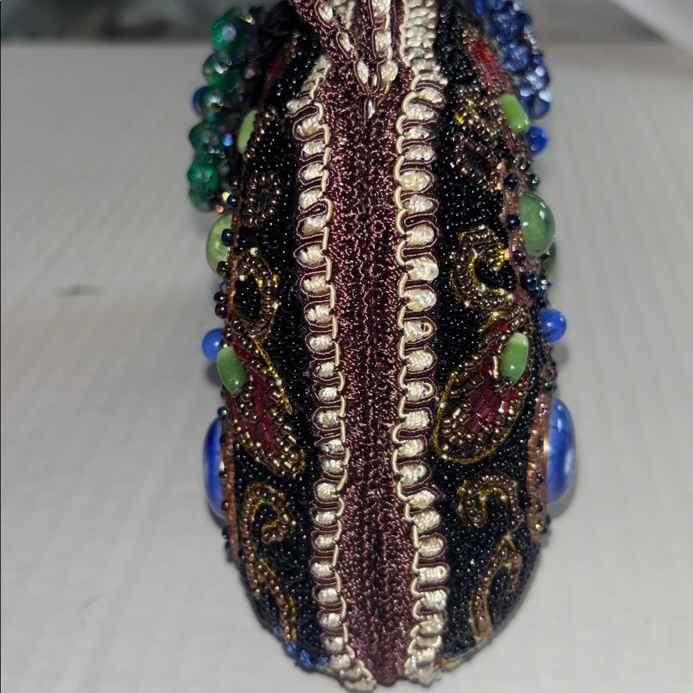 BUTLER & WILSON VINTAGE BEADED HANDBAG COLORFUL ADORNMENT WITH SNAP CLOSURE - Picture 10 of 16